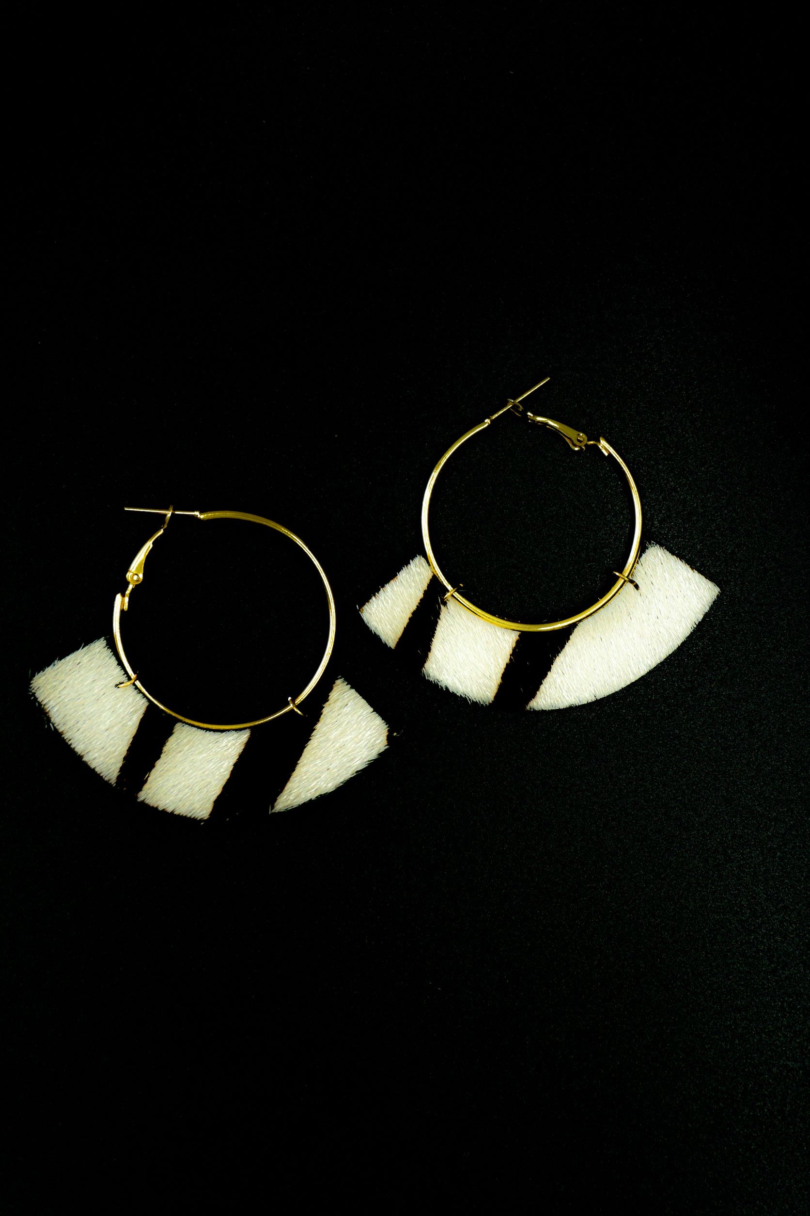 Cute Gold Black Hoop Earrings